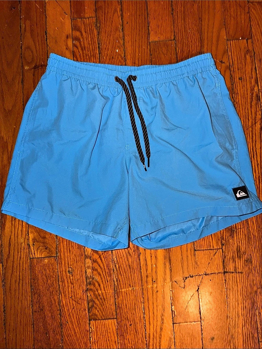 Quiksilver Men's Swim Trunks in Blue Like New
